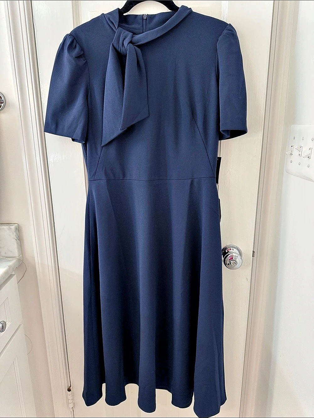 MAGGY LONDON Short Sleeve Necktie Midi Dress Blue size 10 NWT